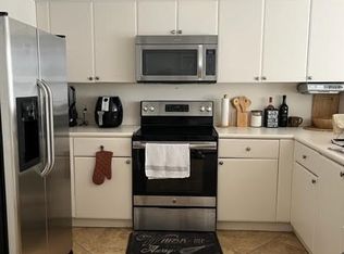 15724 SW 41st St #107, Hollywood, FL 33027