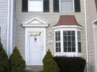 58 Southall Ct, Sterling, VA 20165