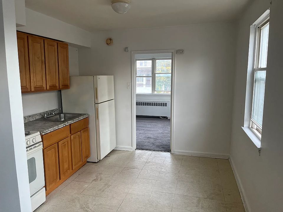 1st image of 6300 Hasbrook Ave APT B1