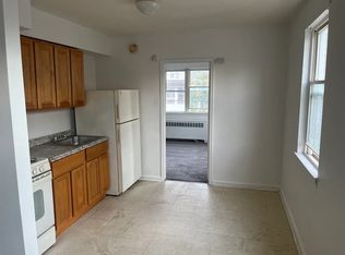 6300 Hasbrook Ave APT B1, Philadelphia, PA 19111