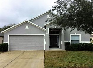 3930 Hillingdon Rd, Tavares, FL 32778