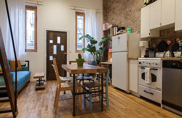 Rented by Nolita Group | media 15