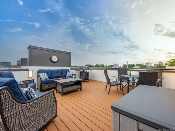 318 grayson #302, San Antonio, TX 78212