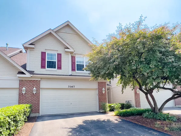 3167 Saint Michel Ln, Saint Charles, IL 60175