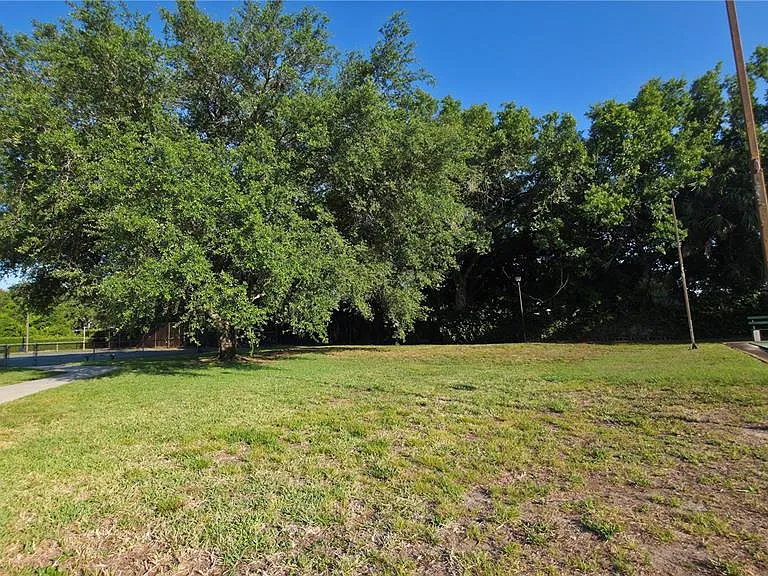 2025 Sylvester Rd #N109 — Photo 40