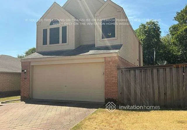 536 Majestic Park Ln Cedar Hill, TX 75104 — Photo 3