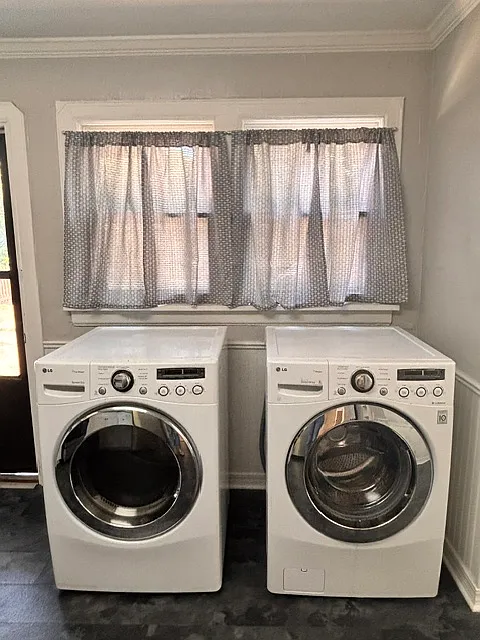 1 bed, 825 sqft, $1,200 — Photo 3
