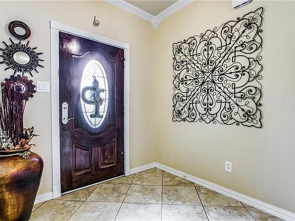 3rd image of 4521 Dogwood Dr