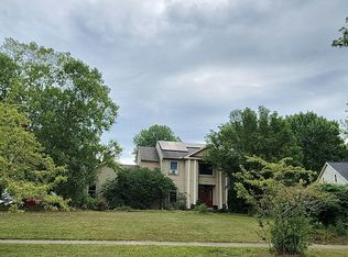 9269 Katherine St, North Ridgeville, OH 44039