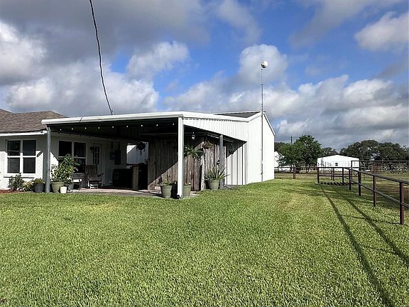 3rd image of 8652 State Highway 111 E