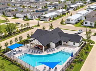 1800 Oak Grove Rd E #87630E0AB, Burleson, TX 76028