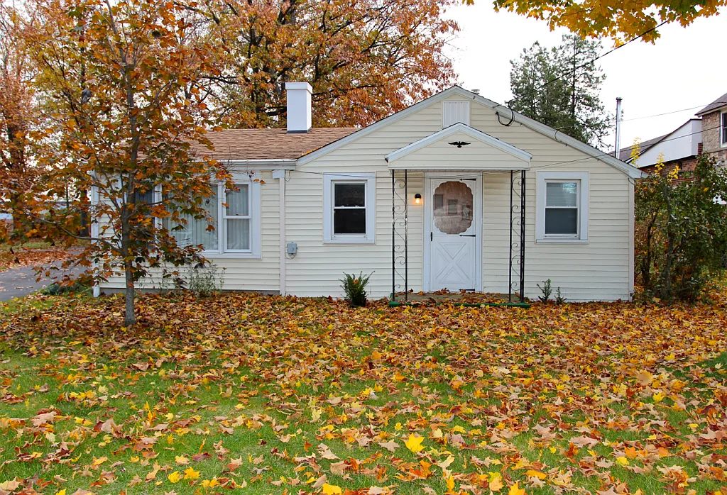 1533 Habbler Ave photo 1