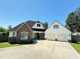 1006 Mississippi St, Donaldsonville, LA 70346