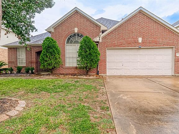3rd image of 6235 Pebble Canyon Ct