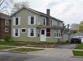 208 4th St, Jackson, MI 49201