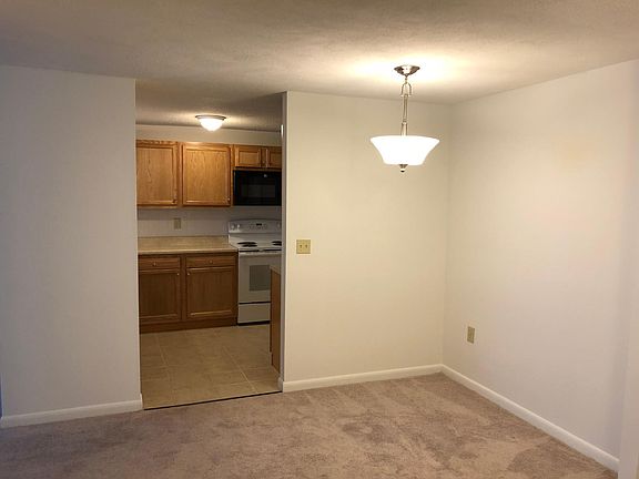 5th image of 252 Revere Beach Pkwy APT 10