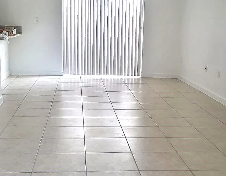 2685 SE 13th St #2685 — Photo 3
