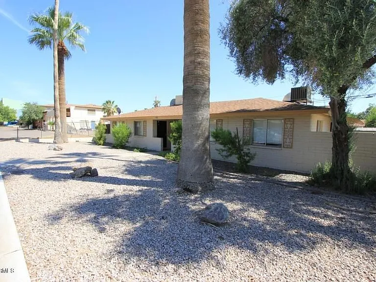 1223 W University Dr #2 — Photo 1