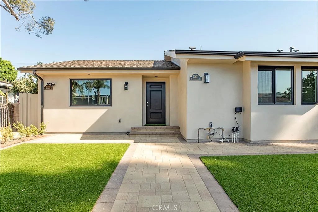 4 bed, 1554 sqft, $4,500 — Photo 1