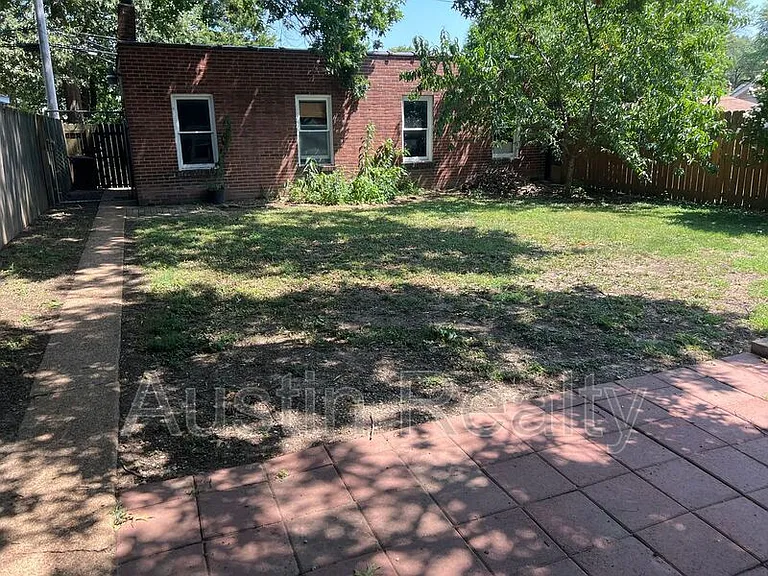 6565 Arsenal St — Photo 15