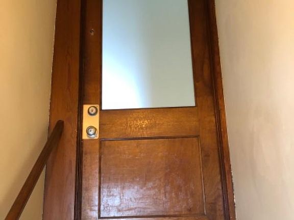 3rd image of 907 W South St #2