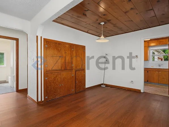 9209 NE 76th St, Vancouver, WA 98662
