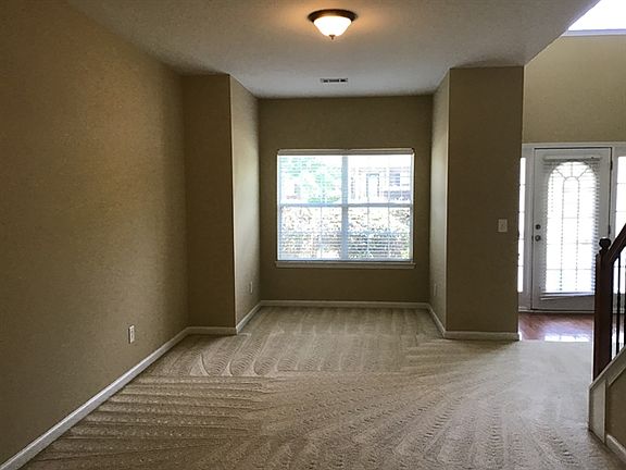 2nd image of 3871 Sunbridge Dr