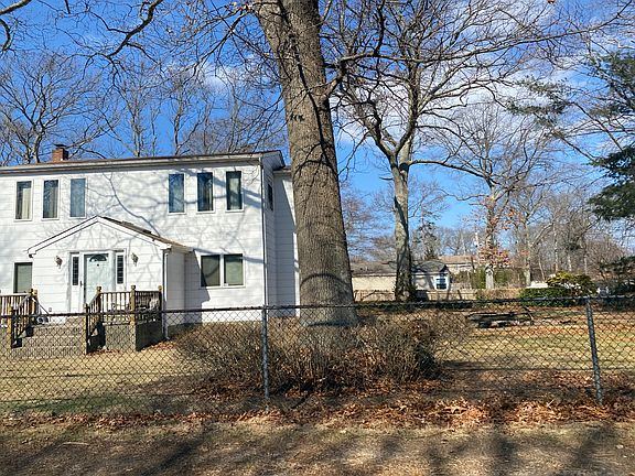 2nd image of 289 Seminole St