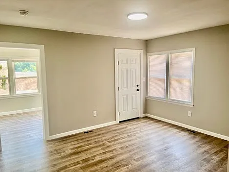 189 Lake Hamilton Dr #F — Photo 4