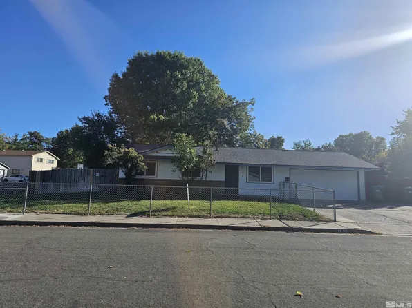 780 Autumn Hills Dr, Reno, NV 89511