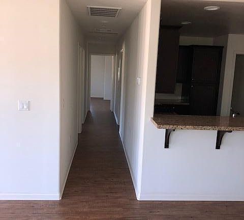 3rd image of 1016 Los Angeles Ave Unit 104