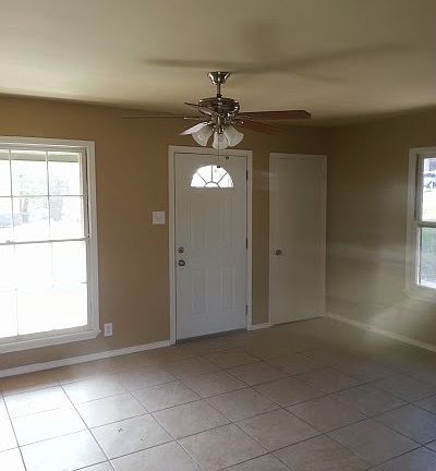 3rd image of 237 Pollydale Ave