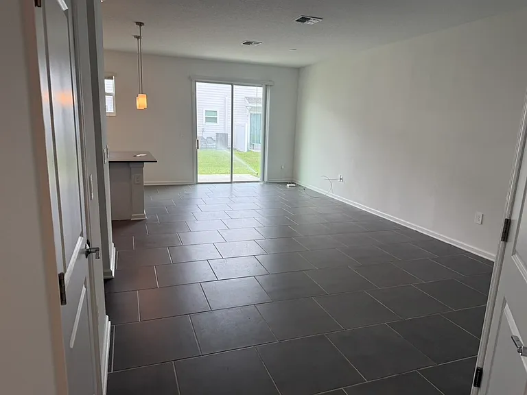 7621 Danube Rd — Photo 2