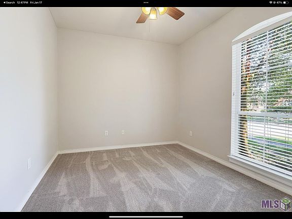 4th image of 10334 Springdale Ave