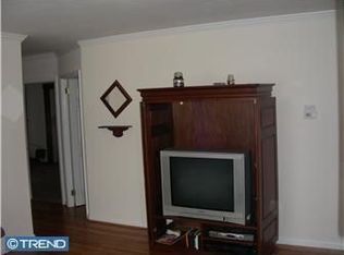 8 Brookmeade Rd, Newark, DE 19711