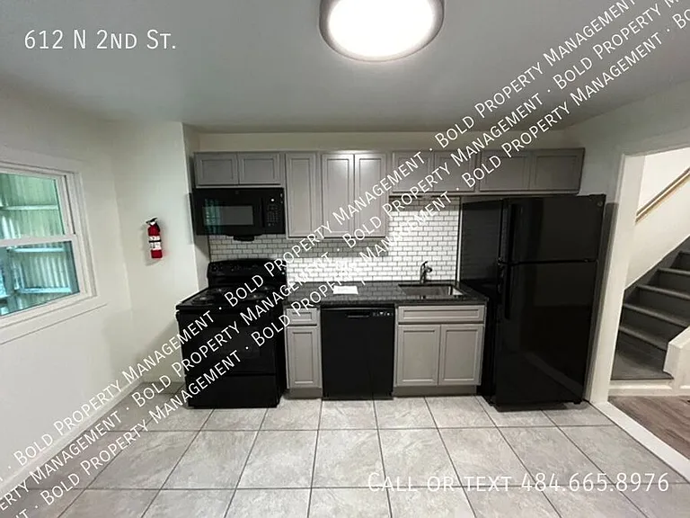 612 N 2nd St — Photo 4