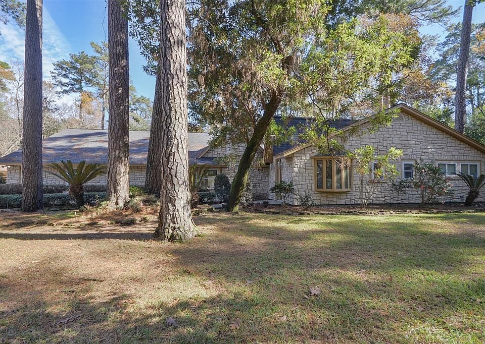 1st image of 2931 Kings Forest Dr