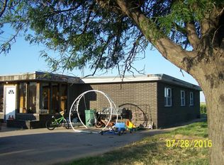 10825 N High Way, Garden City, KS 67846