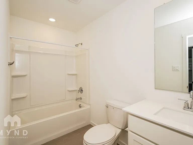 2640 Mistwood Dr — Photo 20
