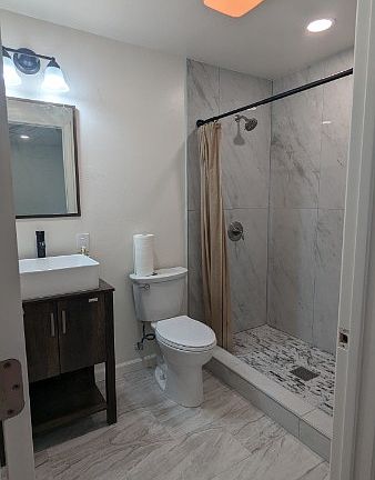 4th image of 236 Montana St #1