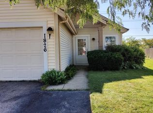 1826 Schmale Ct, Glendale Heights, IL 60139