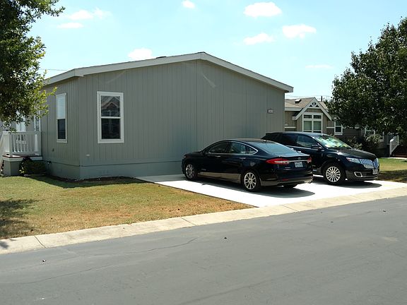 5th image of 12612 Claremont Cir #122