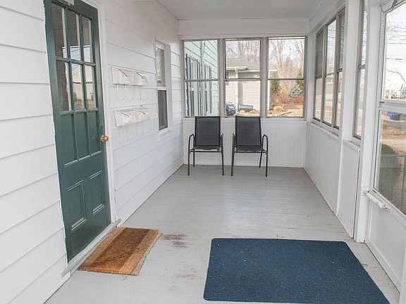 Front entry porch.
