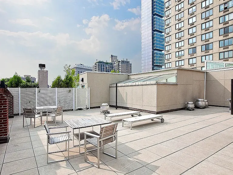 49 E 21st St #11D — Photo 11
