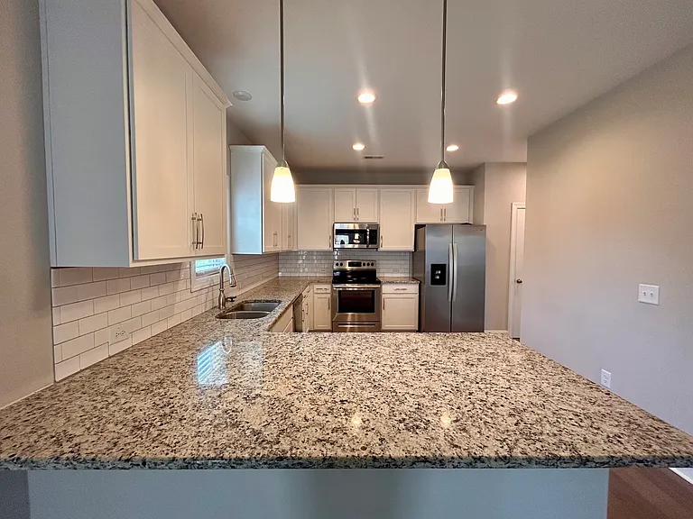 104 Wicklow Ct — Photo 10