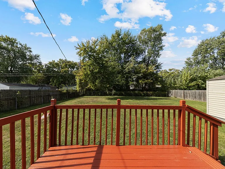 2828 Eleanor St — Photo 11