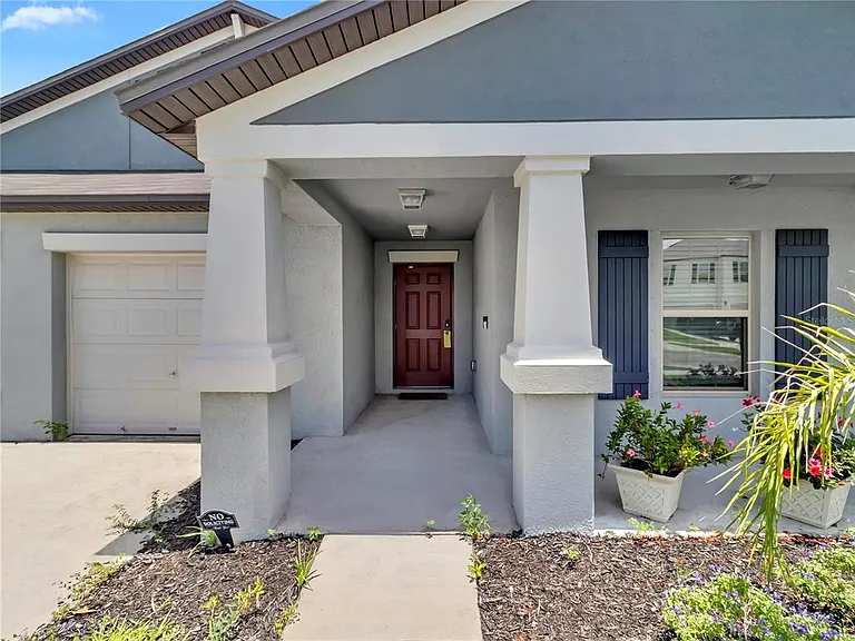 16568 Delia St — Photo 8