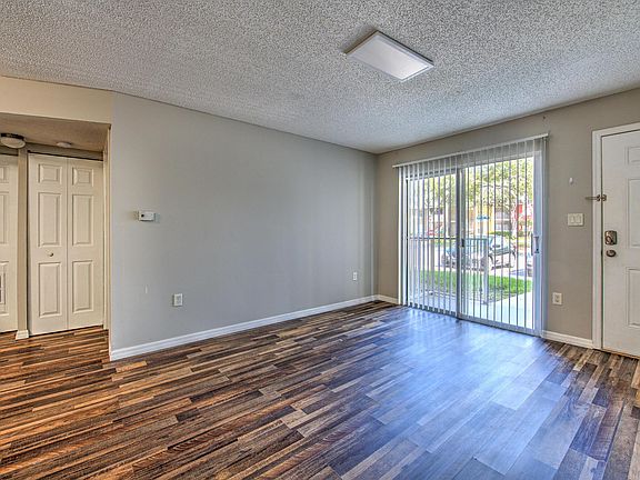 5th image of 215 Lake Brook Cir Unit 104