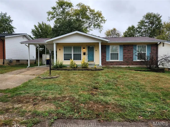 218 John St, Troy, MO 63379