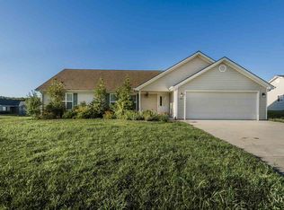 444 Stone Grove Dr, Manhattan, KS 66503